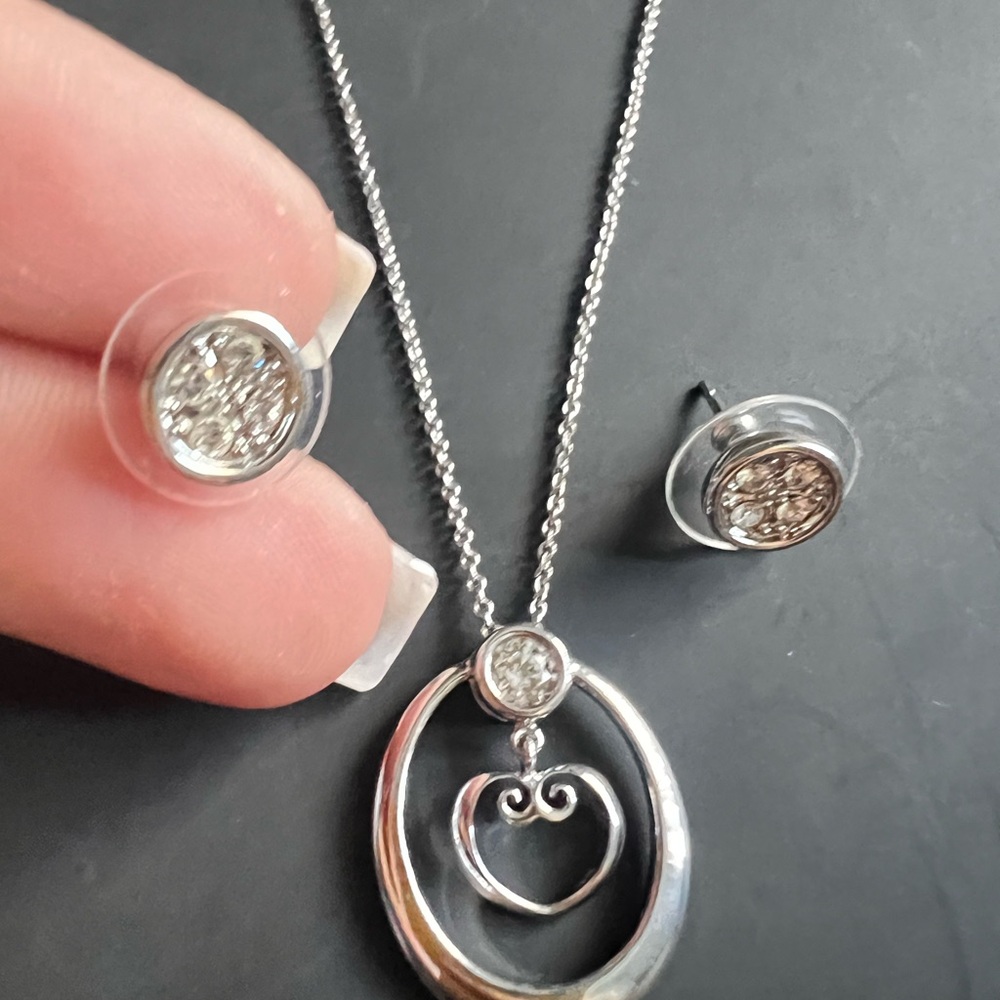 Elegant Silver Heart Necklace and Earring Set
